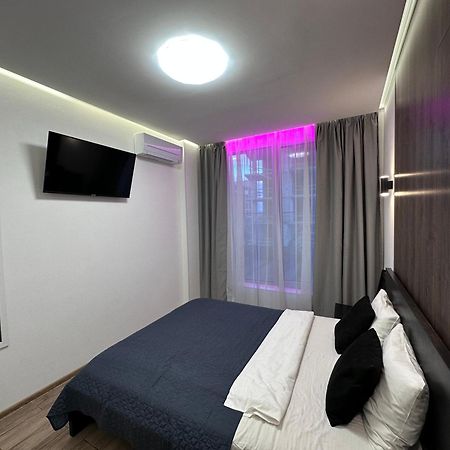 Rybalsky Studio Apartment Dnipro View 基輔 外观 照片