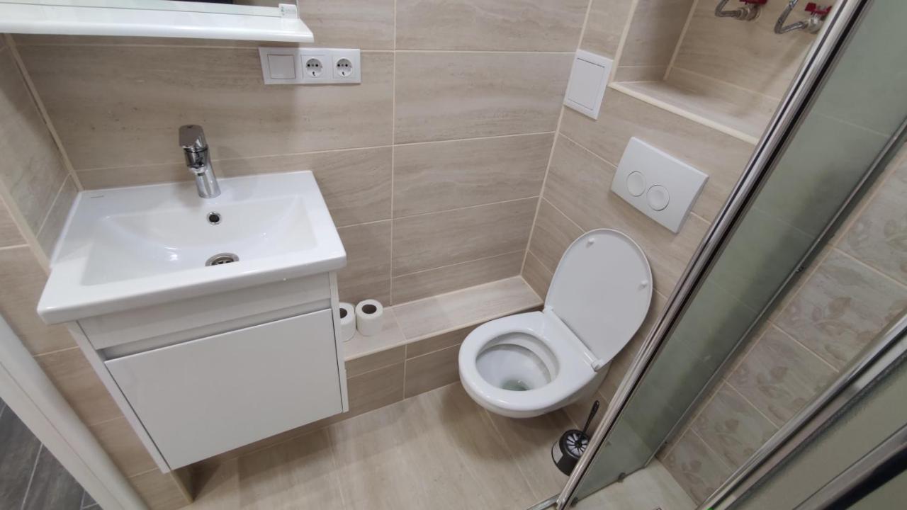 Rybalsky Studio Apartment Dnipro View 基輔 外观 照片