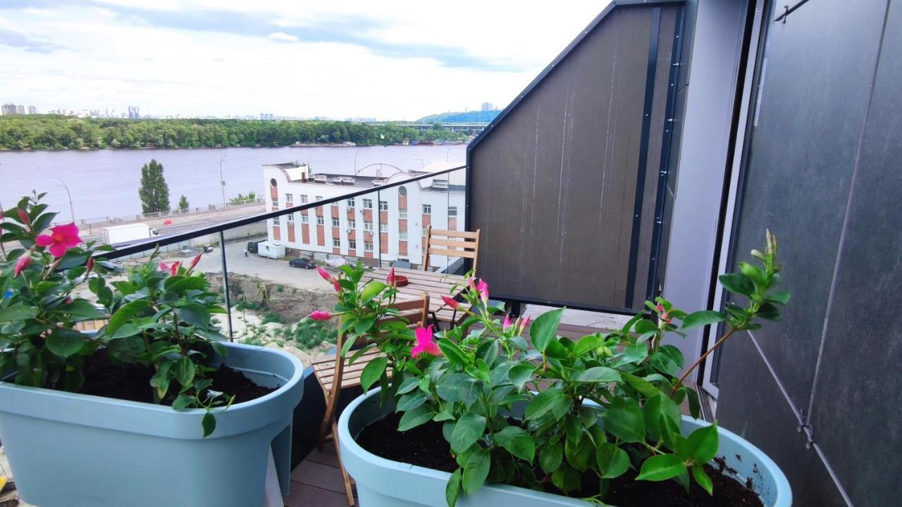 Rybalsky Studio Apartment Dnipro View 基輔 外观 照片