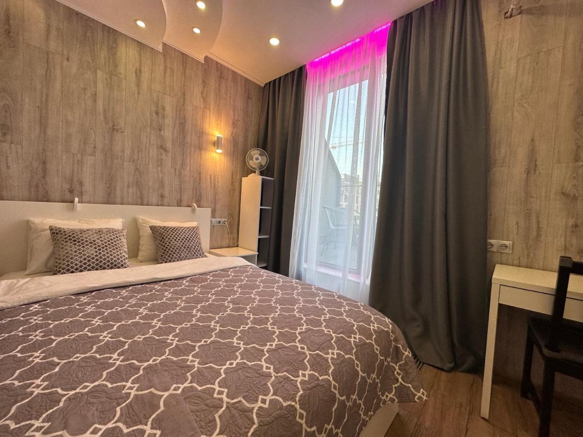 Rybalsky Studio Apartment Dnipro View 基輔 外观 照片